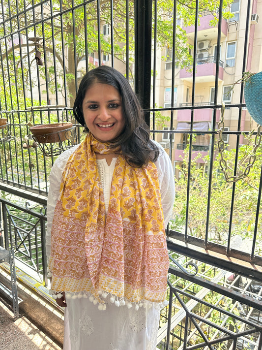 MUSTARD HANDBLOCK COTTON STOLE