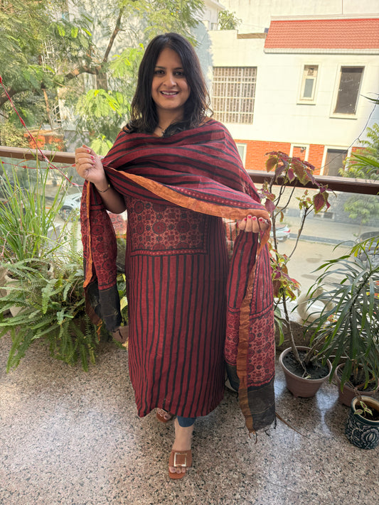 MAROON AJRAKH LINEN SILK HANDBLOCK SUIT SET AL-302