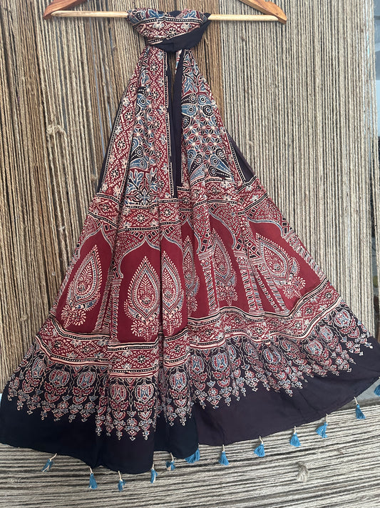 MAROON & BLACK MODAL AJRAKH SILK STOLE
