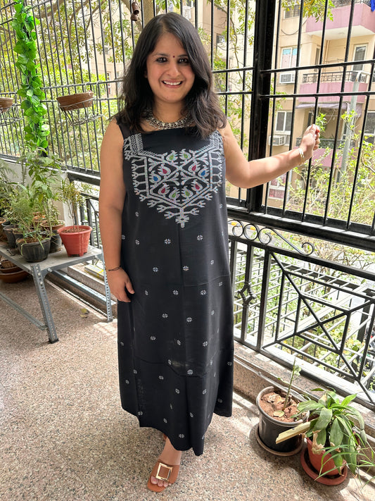 BLACK MULL JAMDANI KURTA MCK 109