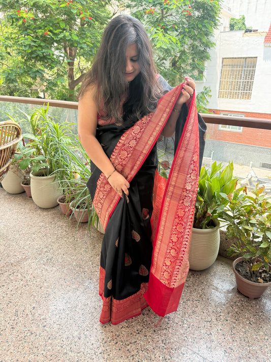 Creen black tussar silk certified handloom banarsi sari with woven zari