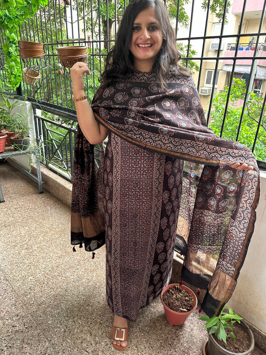 BLACK AJRAKH CONTEMPORARY CHANDERI SILK HANDBLOCK SUIT SET