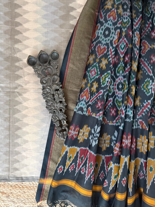 White & gray ikkat pure silk cotton hanwoven kurta with ikkat pure silk patola handwoven dupatta