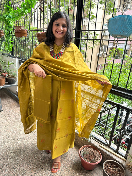 Mehendi Green Chanderi handloom Banarsi Booti three piece suit