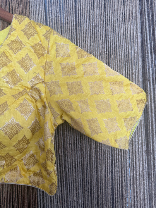YELLOW BANARSI SILK STITCHED BLOUSE WITH PADDED