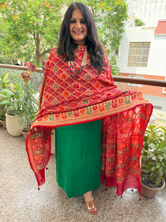 Red shade Handwoven Bareek Bandhani Meena kari Jaal Dupatta with bottle Green pure gajji silk kurta