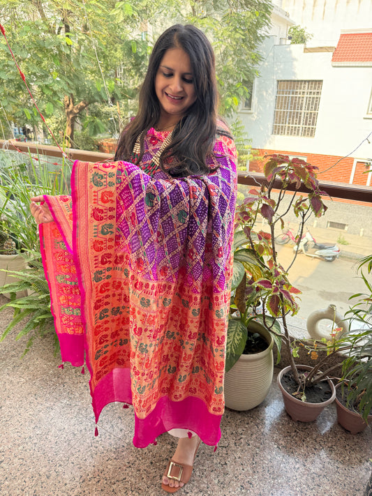 pink & purple ombré shade Handwoven Bareek Bandhani in Meenakari Jaal Premium Georgette dupatta