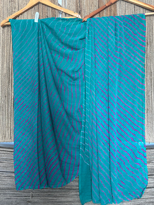 SHAMROCK GREEN WITH CONTRADT BLOUSE LAHARIYA HANDCRAFTED CHIFFON SARI CL-19