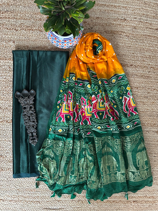 DARK GREEN SOLID MASHRU SILK KURTA WITH BANDHANI PICHWAI HANDCRAFTED MODAL SILK DUPATTAS PS- 10175