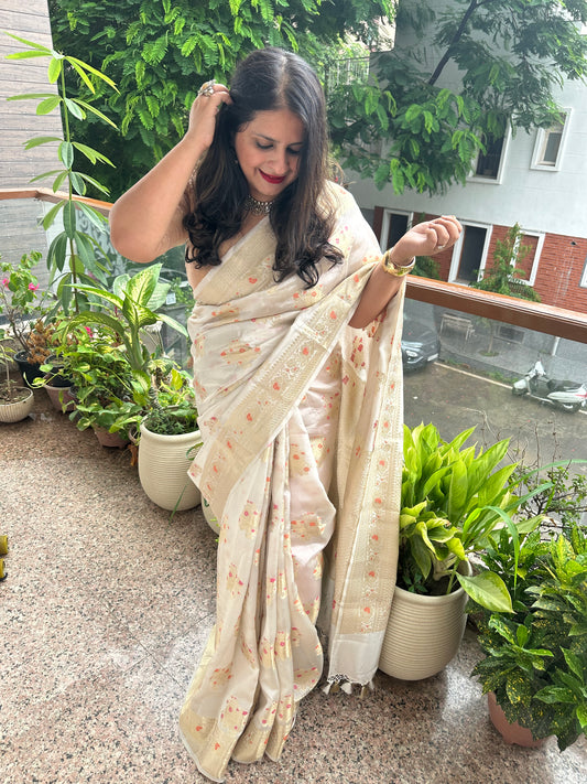 IVORY BANARASI DUPION SILK CERTIFIED ZARI WOVEN  SARI