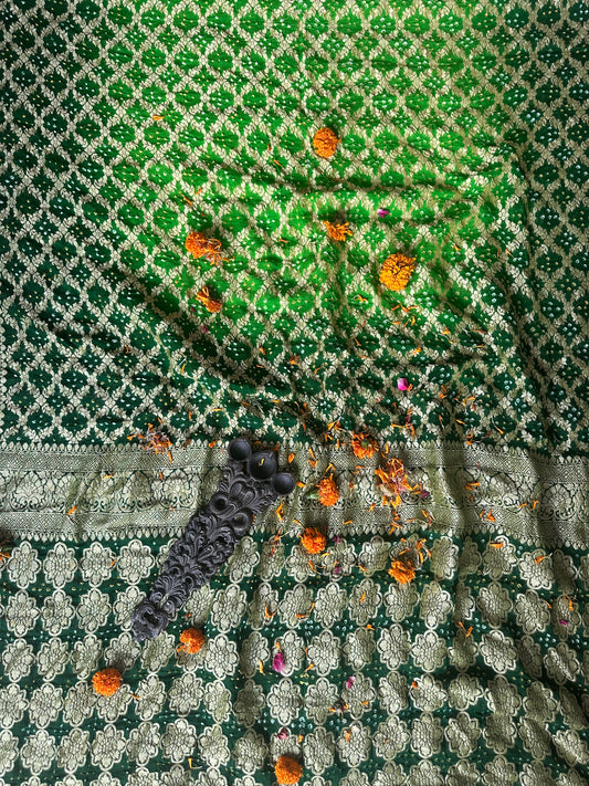 Dark Green & kaitoke Green dual shade Handwoven Neem Zari Bareek Bandhani Saree with Khaddi Georgette BS- 4