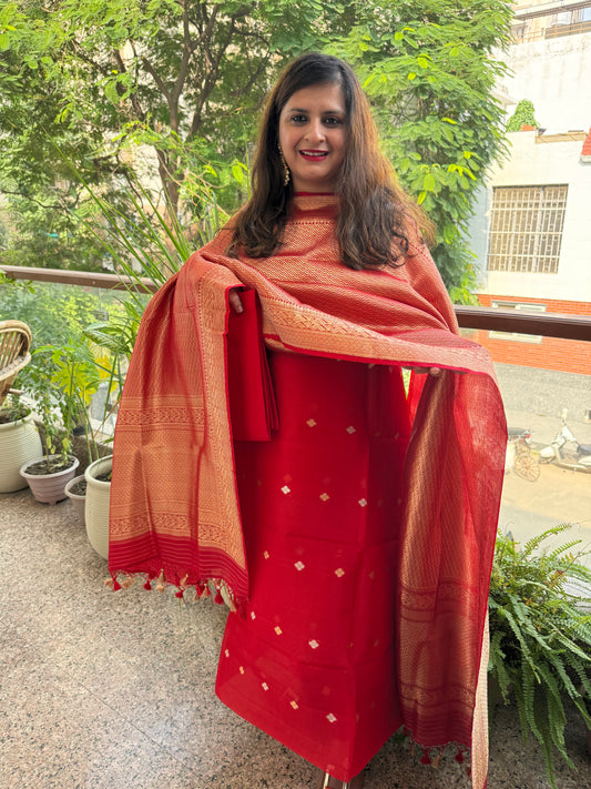 Make Red Shade kora silk certified handloom banarsi kadwa booti with Brocade dupatta