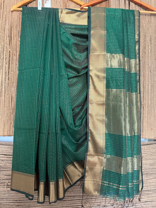 Green cheq maheshwari silk handloom sari with maheshwari border