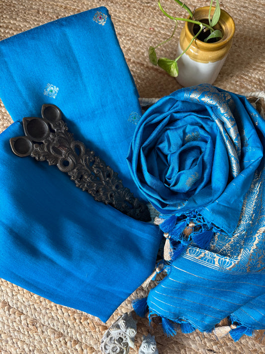 Firozi Munga certified handloom Banarsi kadwa Booti three piece suit MSS -2