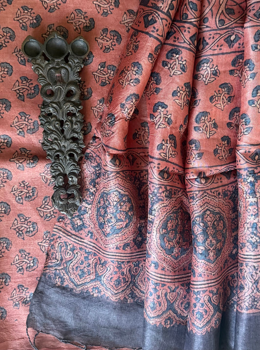 BALLERINA PINK AJRAKH TUSSAR SILK HANDBLOCK SUIT SET TSS- 2