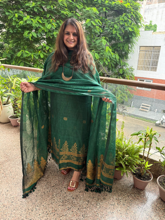 BOTTLE GREEN LINEN ZARI JAMDANI HANDWOVEN KURTA SET