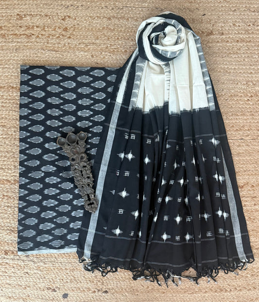 BLACK & WHITE MERCHANDISE COTTON HANWOVEN KURTA WITH IKKAT PURE COTTON SILK PATOLA HANDWOVEN DUPATTA