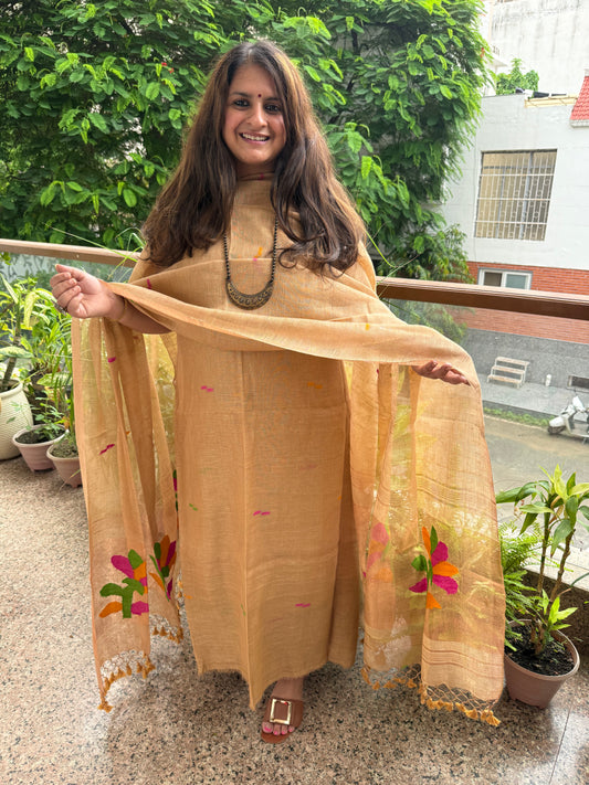 MACAROON BEIGE TISSUE LINEN JAMDANI HANDWOVEN KURTA SET