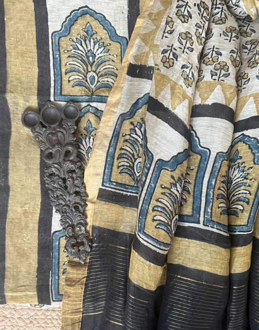 BEIGE AJRAKH BUTTA LINEN SILK HANDBLOCK SUIT SET