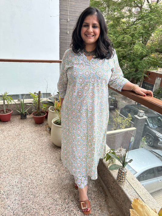 GREEN FLORAL COTTON HANDBLOCK HANDCRAFTED KURTA SET WITH BORDER