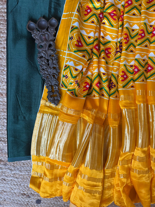 GREEN SOLID MASHRU SILK KURTA WITH PATOLA PRINTED MODAL SILK DUPATTAS PS-10137