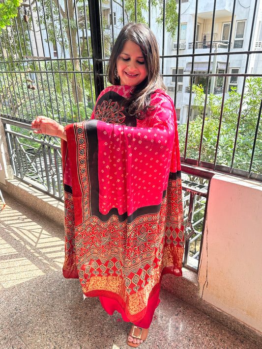 Pink modal silk kurta with bandhani ajrakh handcrafted modal silk dupatta ps- 1057