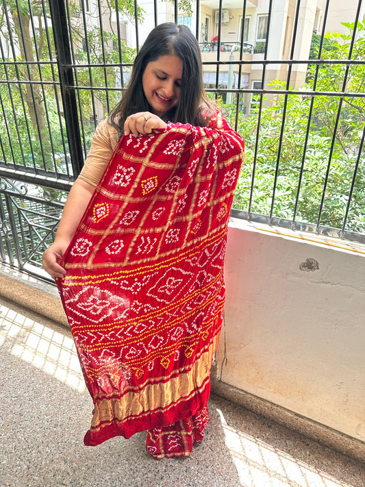MAROON GAJJI SILK RAI BANDHANI GHARCHOLA SARI BS- 29 Ki