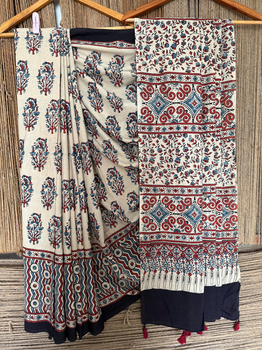 BEIGE MULL COTTON AJRAKH HAND CRAFTED SARI
