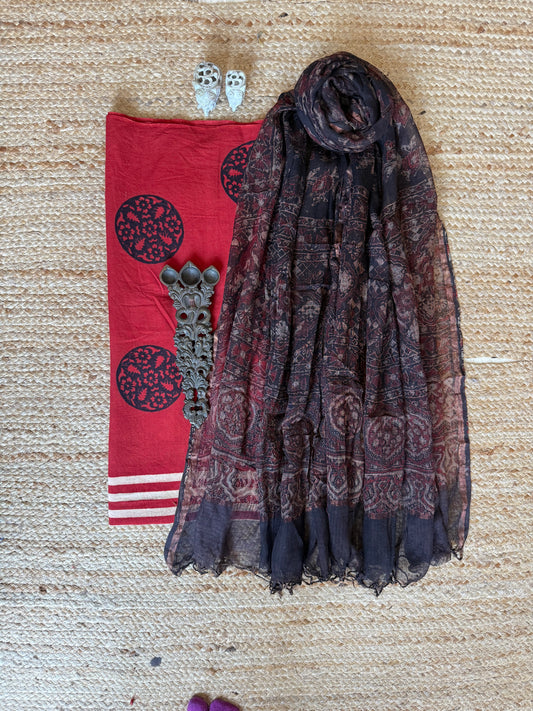 MAROON AJRAKH COTTON HANDBLOCK KURTA WITH AJRAKH KOTA DUPATTA