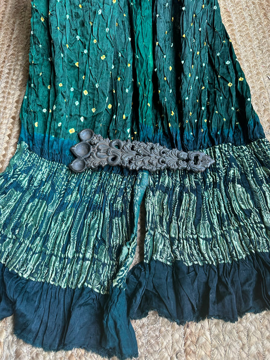 GREEN BANDHANI DUPATTA WITH NAKSHI BORDER