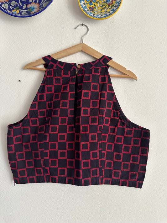 MAROON BLACK HALTER NECK BLOUSE ZARI WITH WOODEN EYELET BUTTON