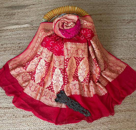 Red & Pink handwoven neemzari bareek bandhani in khaddi georgette dupatta