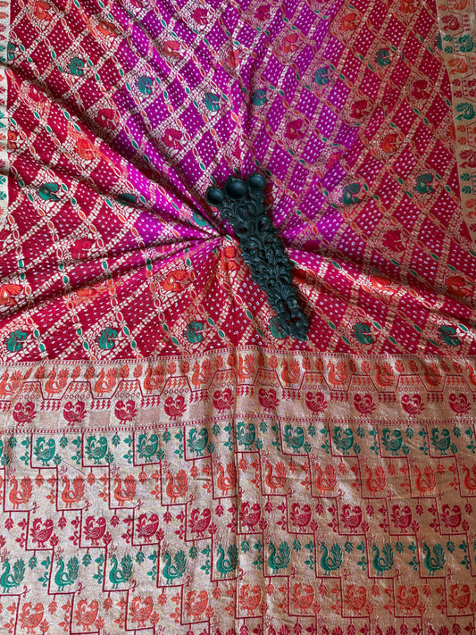Red & pink ombré shade Handwoven Bareek Bandhani in Meenakari Jaal  Premium Georgette dupatta