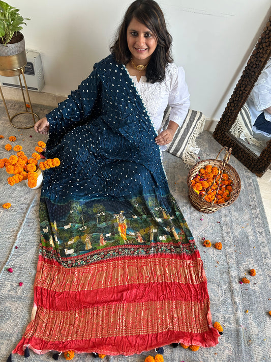 PURPLE PINK SILK BANDHANI DUPATTA WITH PICHWAI PRINT IN NAKSHI BORDER