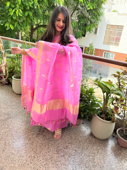 Taffy Pink Kora silk certified handloom Banarsi kadwa Booti Meenakari three piece suit