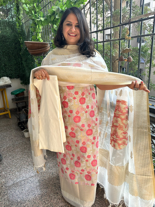 IVORY PINK   GOLDEN BANARASI   HANDLOOM THREE PIECE  SET SUIT