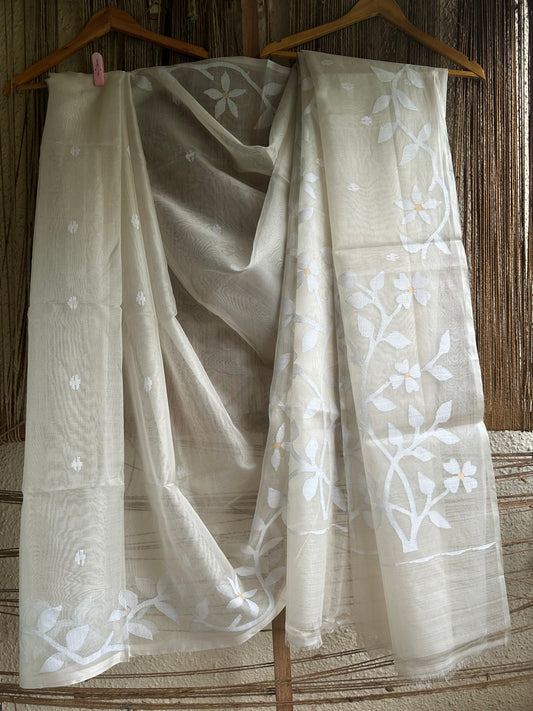 CREAM WHITE MAROON JAMDANI HANDWOVEN PURE MUSLIN SILK SARI