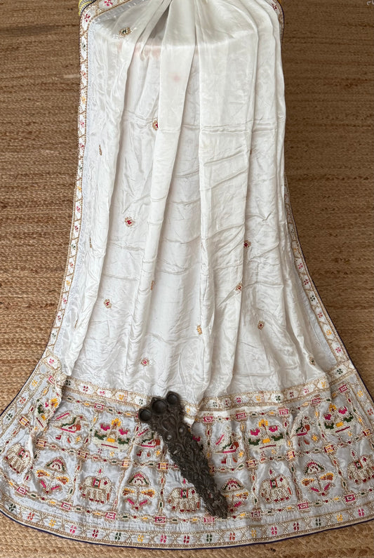 Ivory purple elephants motif dupatta chinos silk embroidered dupatta