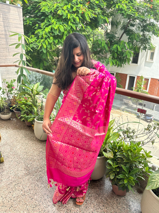 RANI PINK BANARASI CHINIYA SILK CERTIFIED ZARI WOVEN  SARI