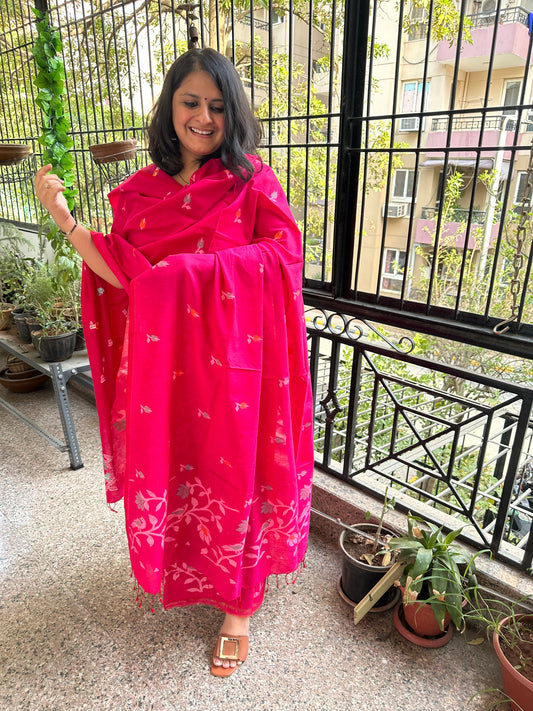 MAGENTA PINK ALL OVER WOVEN MULL KURTA SET