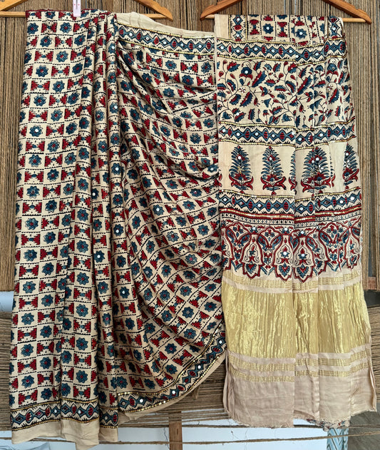 LINEN BEIGE AJRAKH HANDCRAFTED MIRROR AND SEQUENCE WORK MODAL SILK SARI WITH ZARI PALLU