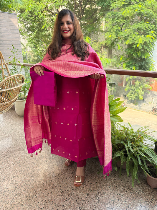 Barbie Pink Shade kora silk certified handloom banarsi kadwa booti with Brocade dupatta