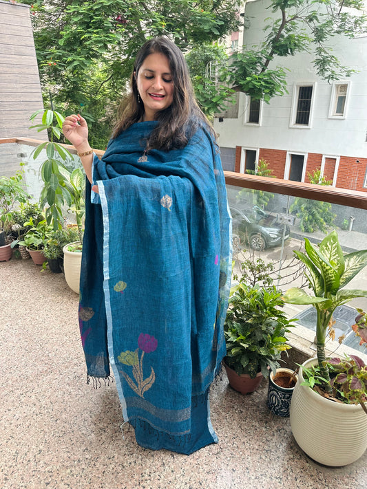 AZURE BLUE JAMDANI LINEN  KURTA SET LJS-1046