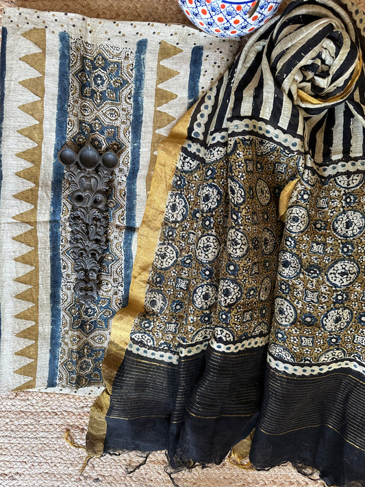BEIGE LINEN AJRAKH SILK HANDBLOCK SUIT SET