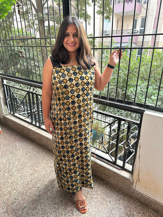 Ivory geometry Beautiful handcrafted Ajrakh Silk Velvet Kurta