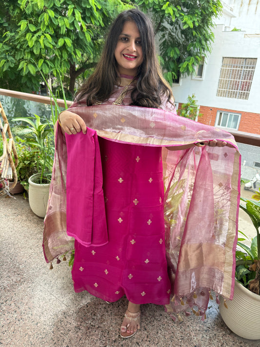 Bright pink Kora silk certified handloom Banarsi kadwa Booti three piece suit