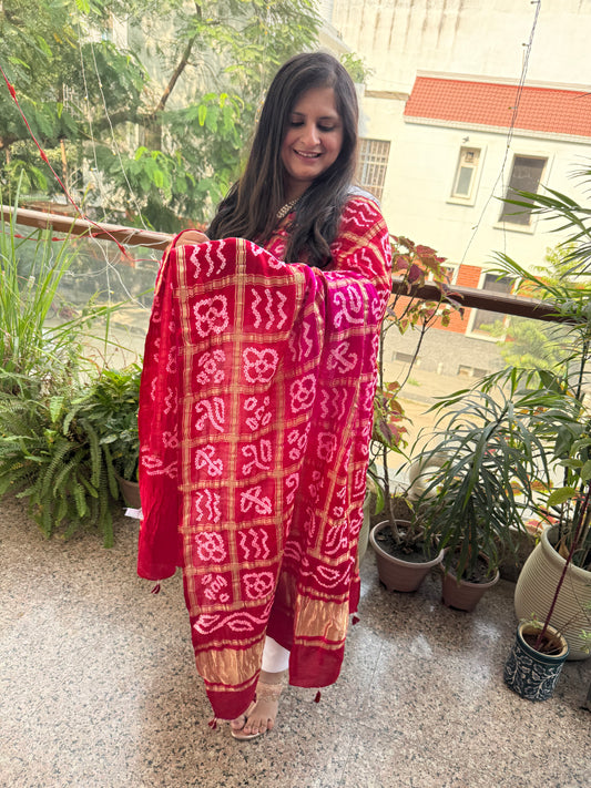 PINK & RED  HANDWOVEN HANDCRAFTED GAJJI SILK GHARCHOLA DUPATTA GGD-7