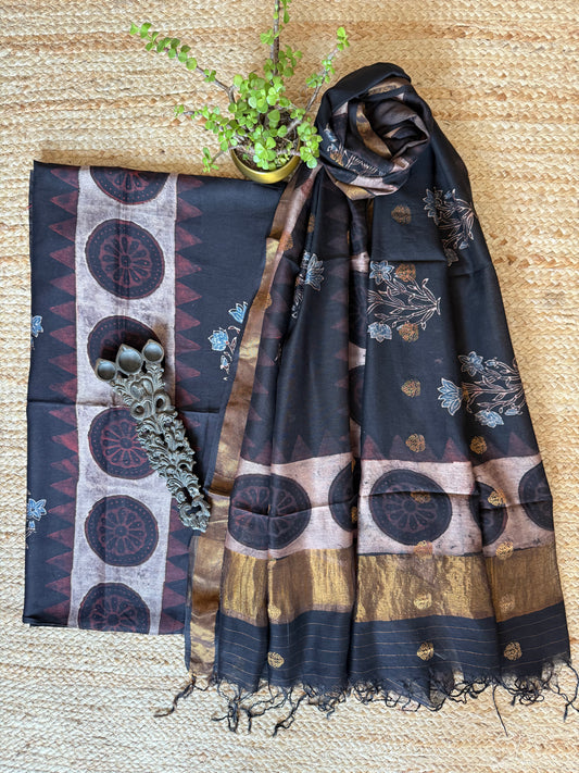 BLACK AJRAKH CONTEMPORARY CHANDERI SILK HANDBLOCK KURTA SET  WITH  COIN  BUTTA DUPATTA