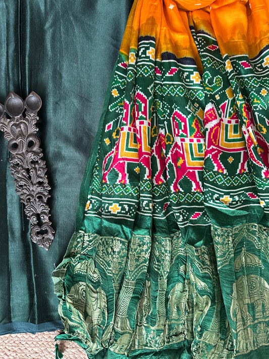 DARK GREEN SOLID MASHRU SILK KURTA WITH BANDHANI PICHWAI HANDCRAFTED  MODAL SILK DUPATTAS PS- 10175
