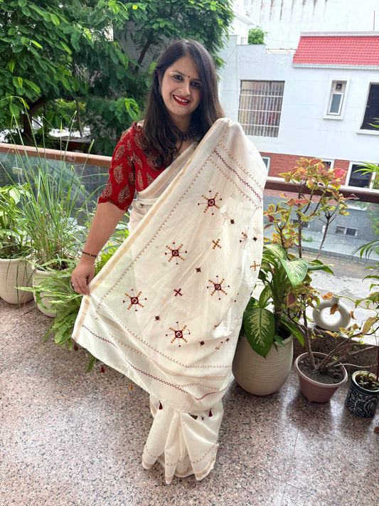 IVORY CREAM HANDCRAFTED HAND EMBROIDERY MIRROR WORK CHANDERI COTTON SILK  HANDLOOM SARI